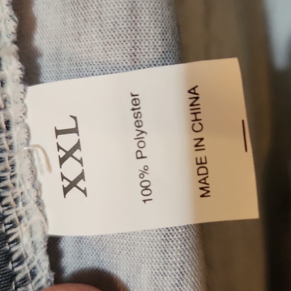 NWOT! Skull diamond top - Picture 9 of 9